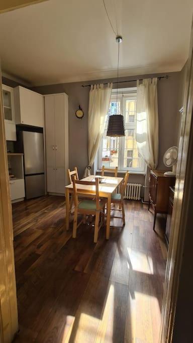 Your Royal 2 Bedroom City Center Stay بلغراد المظهر الخارجي الصورة