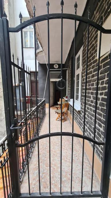 Your Royal 2 Bedroom City Center Stay بلغراد المظهر الخارجي الصورة