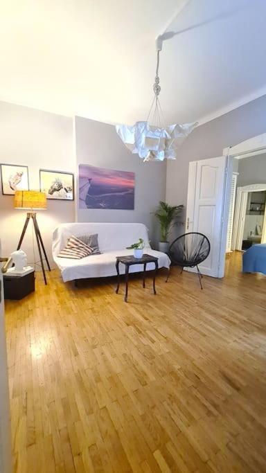 Your Royal 2 Bedroom City Center Stay بلغراد المظهر الخارجي الصورة