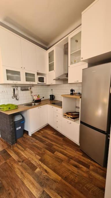 Your Royal 2 Bedroom City Center Stay بلغراد المظهر الخارجي الصورة